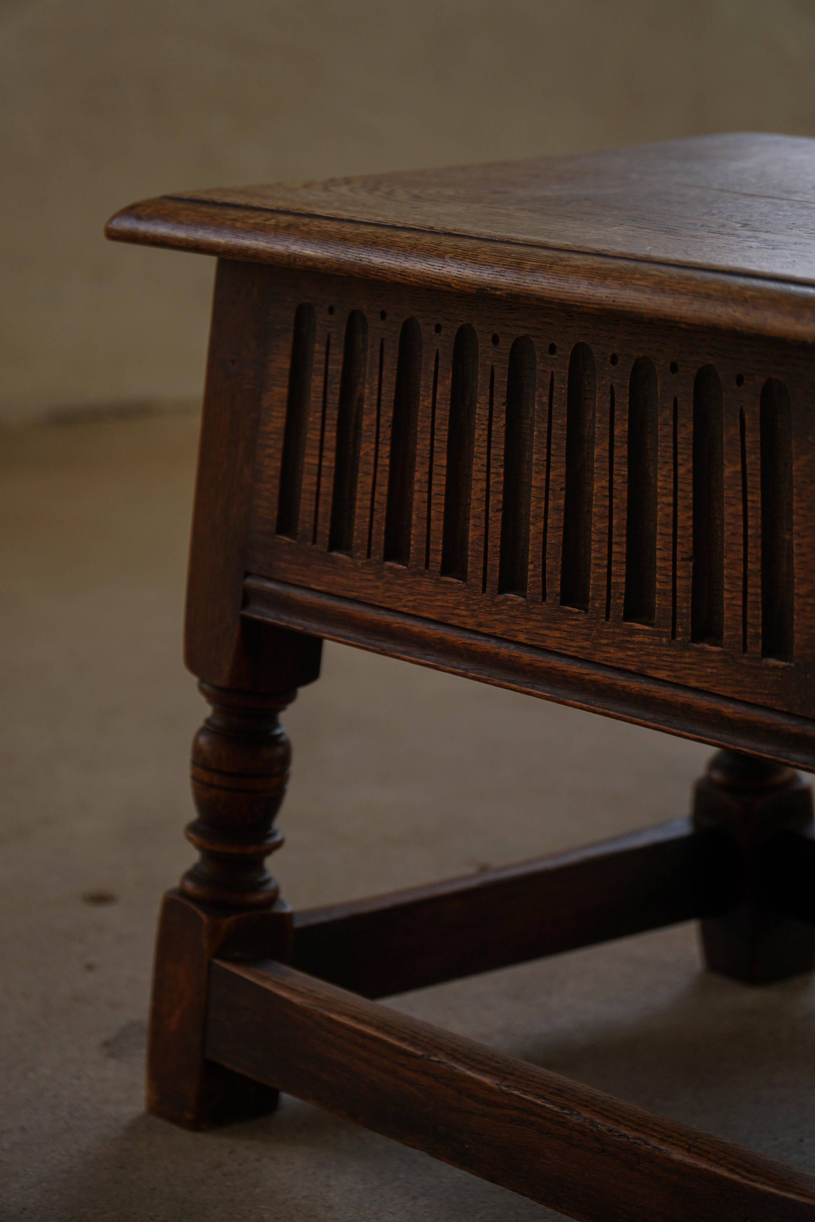 Scandinavian oak stool/box from the early 20th century, 1900s.