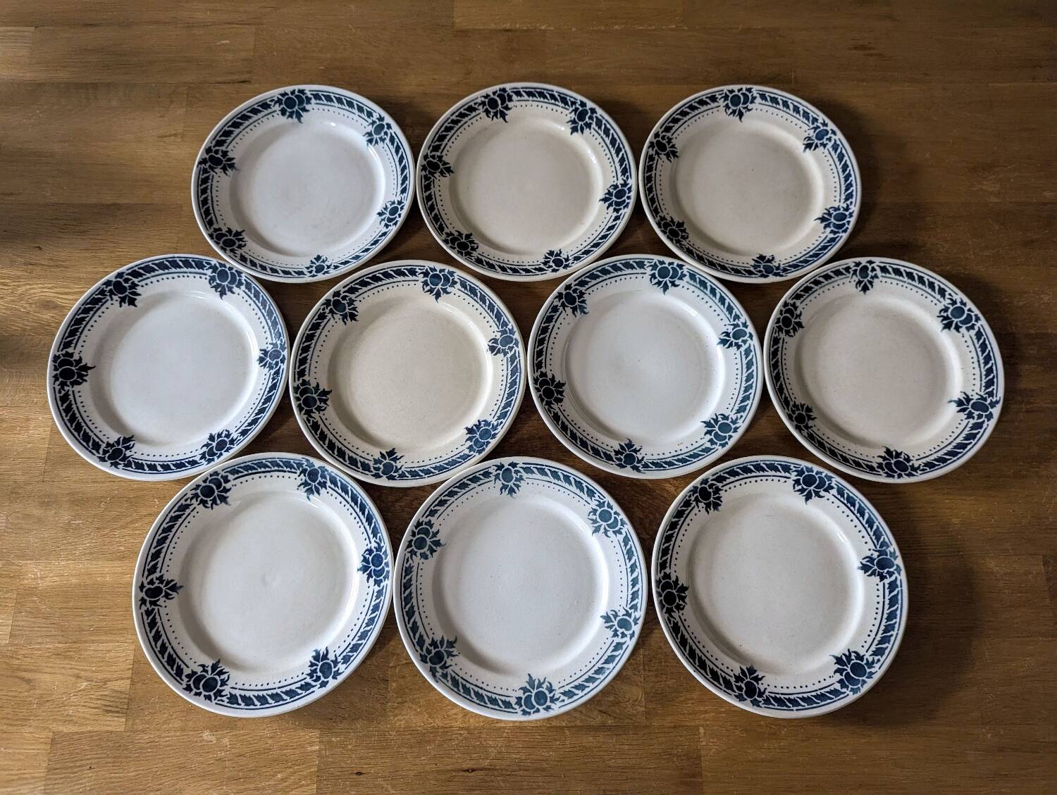 Lot of 10 old Badonviller flat plates, Jeanne model