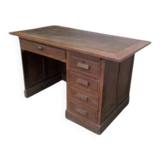 Administrative adult desk