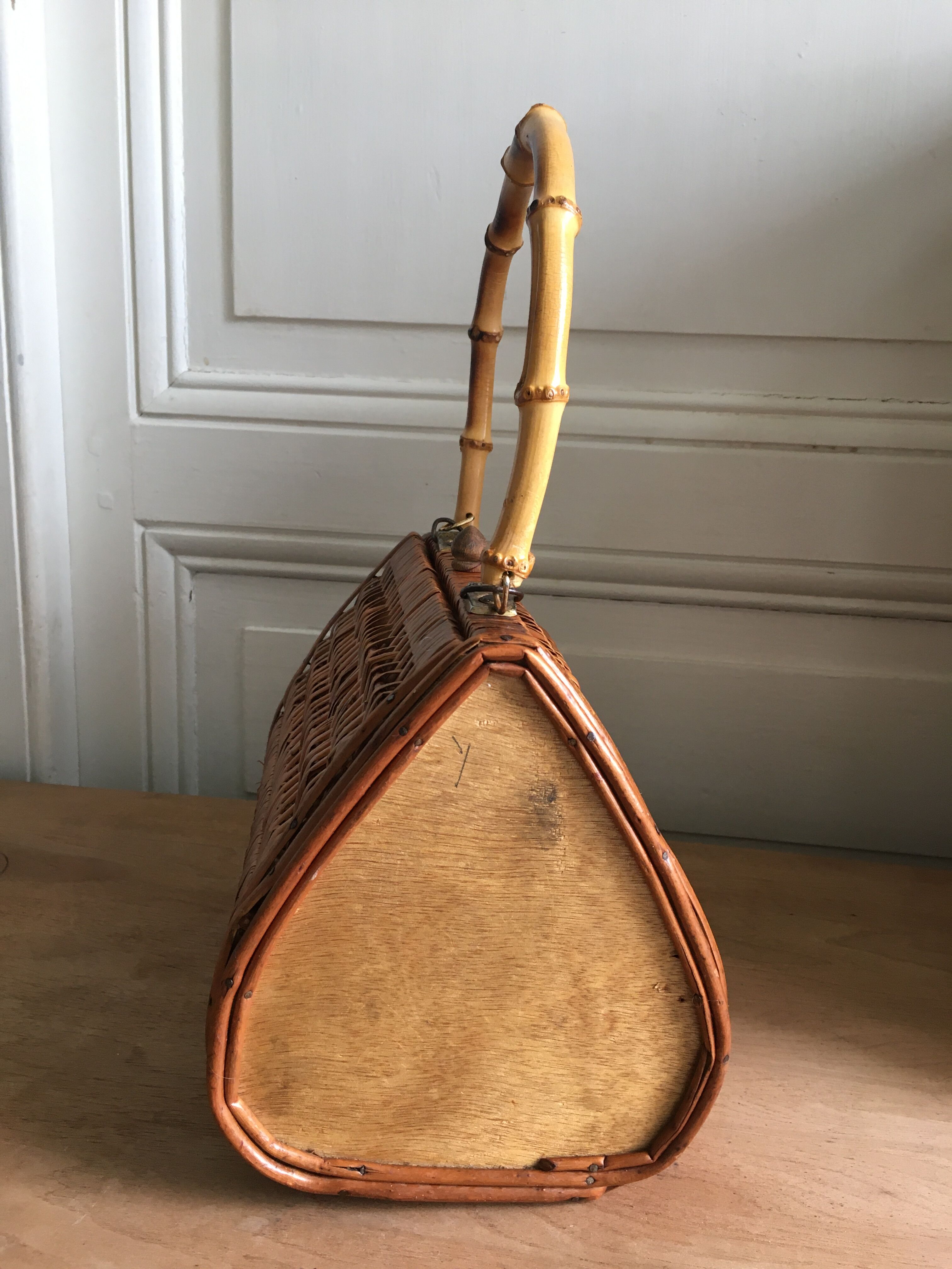 60'S braided wicker basket / hand bag