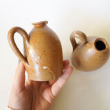 Sandstone pitcher
