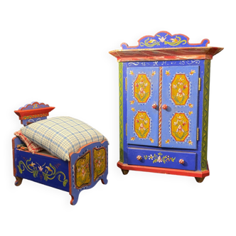 Set of miniature wardrobe and bed tyroleans