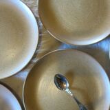 6 French stoneware dessert plates in very good condition