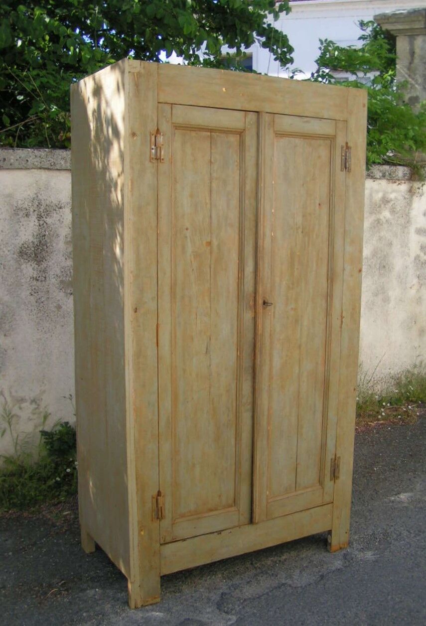 Wardrobe "Parisian"