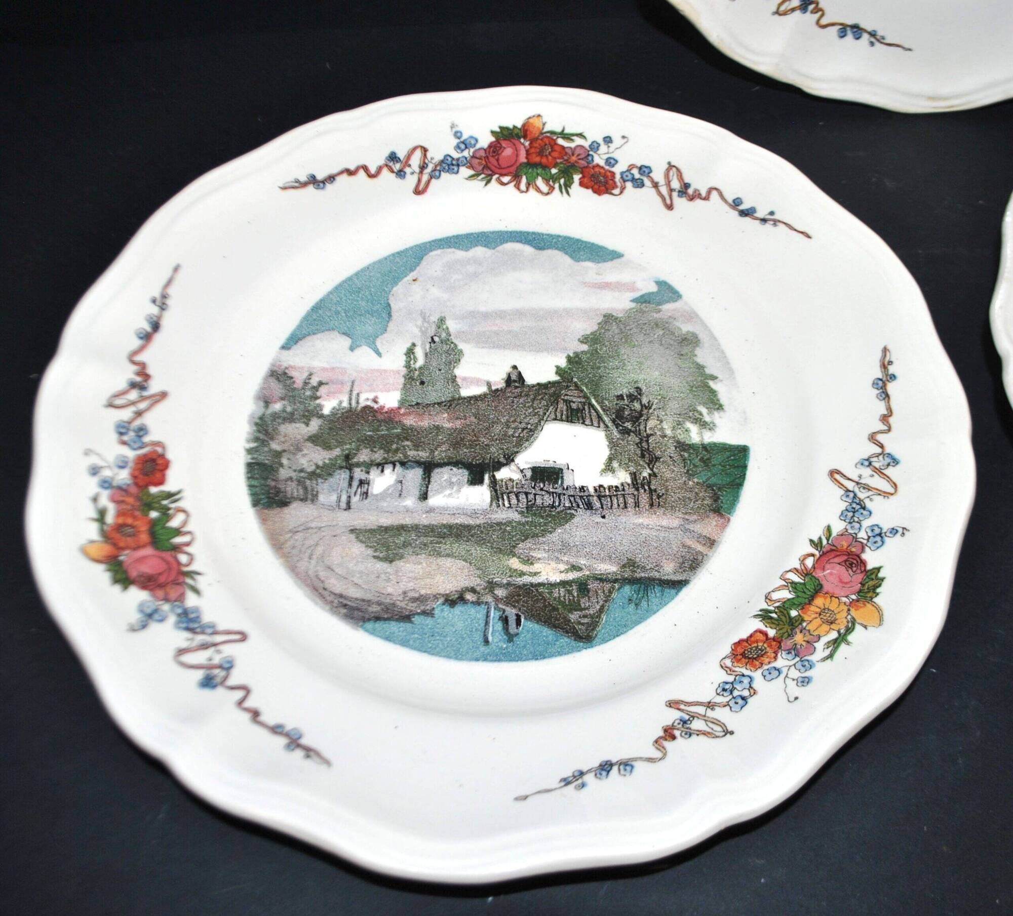 Sarreguemines set of 3 flat plates Obernai village Alsace by Loux