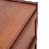 Mid-century teak chest of drawers / dresser / Danish modern design / 1960s