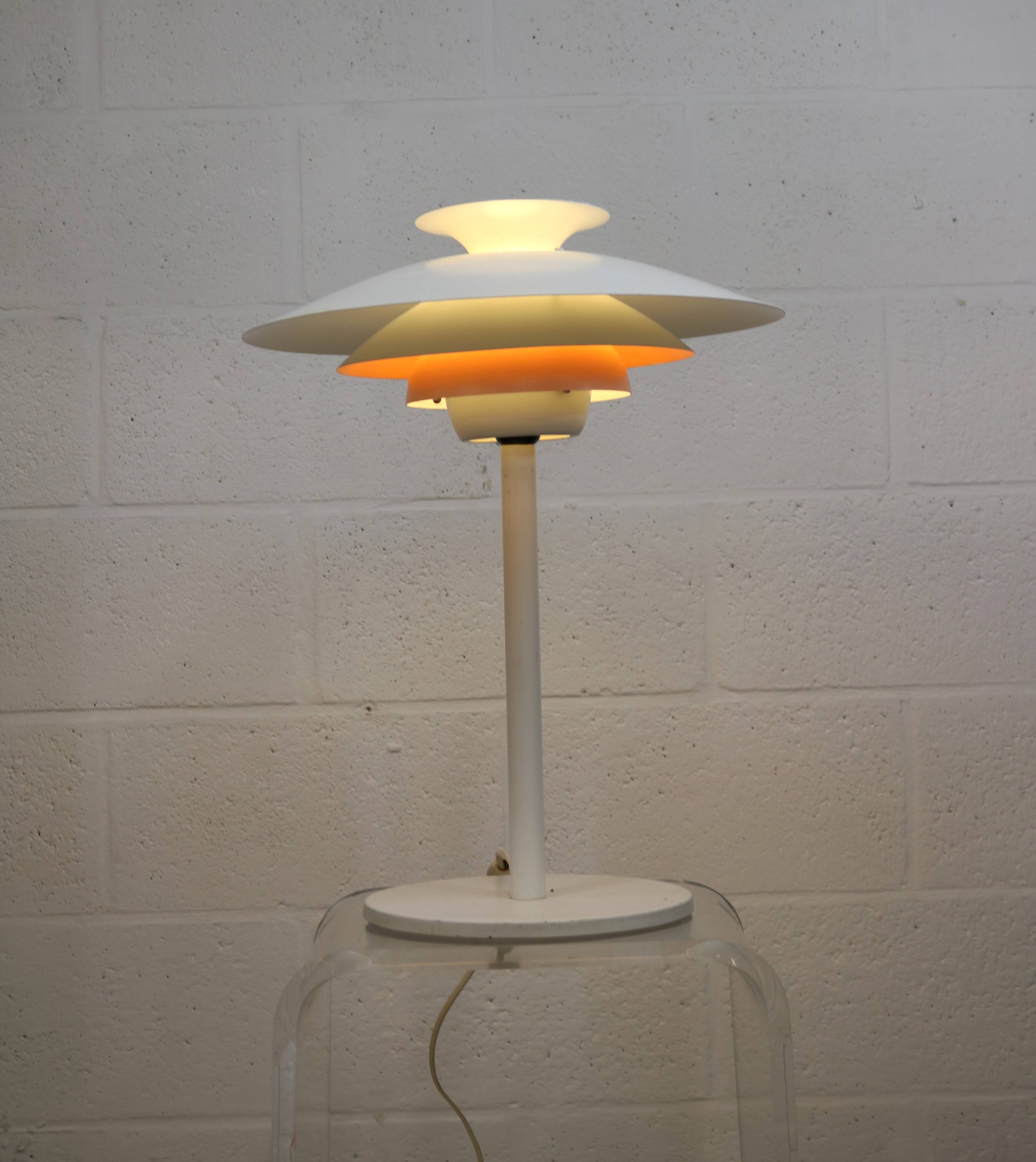White vintage Danish desk lamp by Jeka Metaltryk - Model Sofie - Denmark 70s