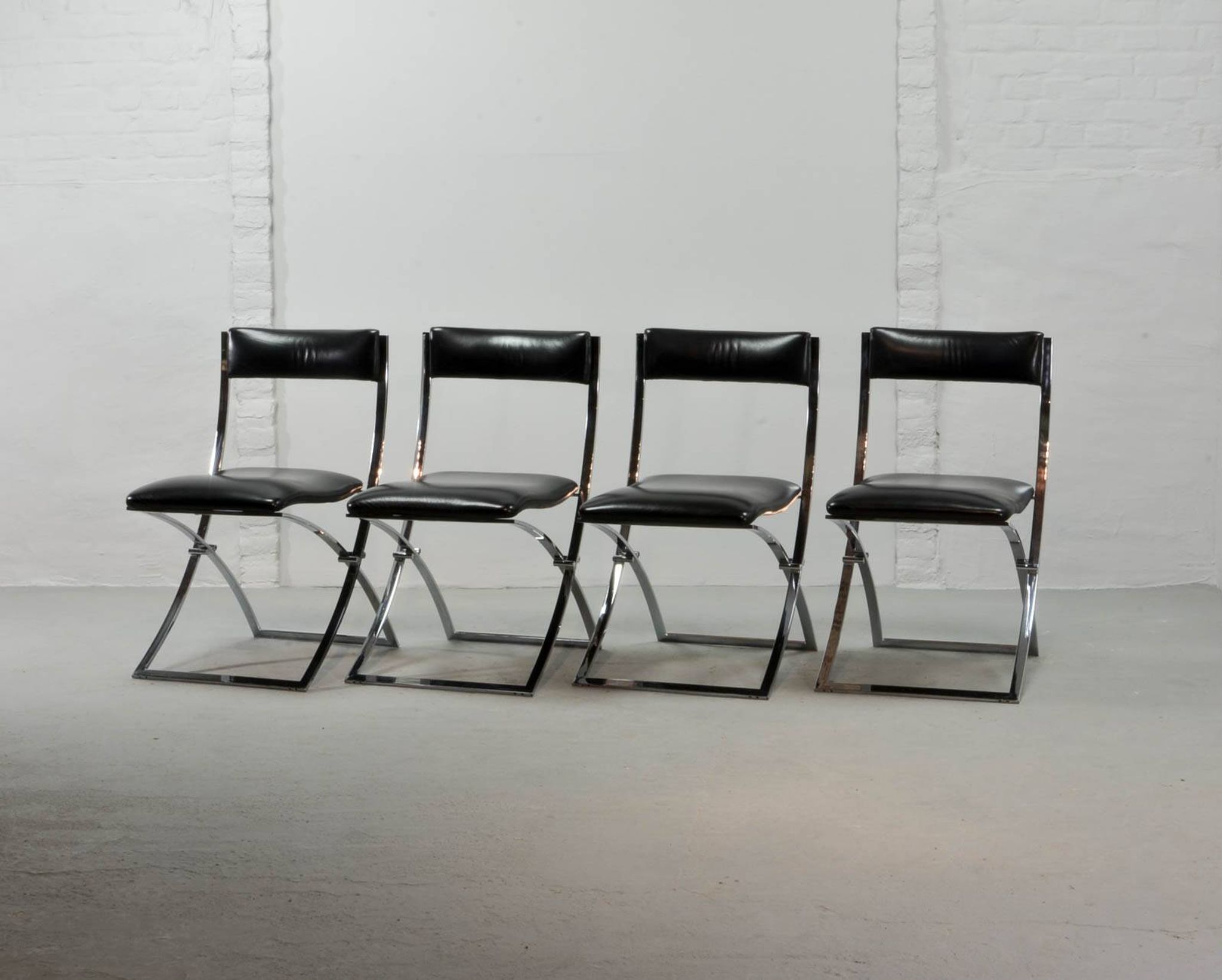 Chaises de salle à manger vintage Marcello Cuneo pour Mobel Italia, années 1980