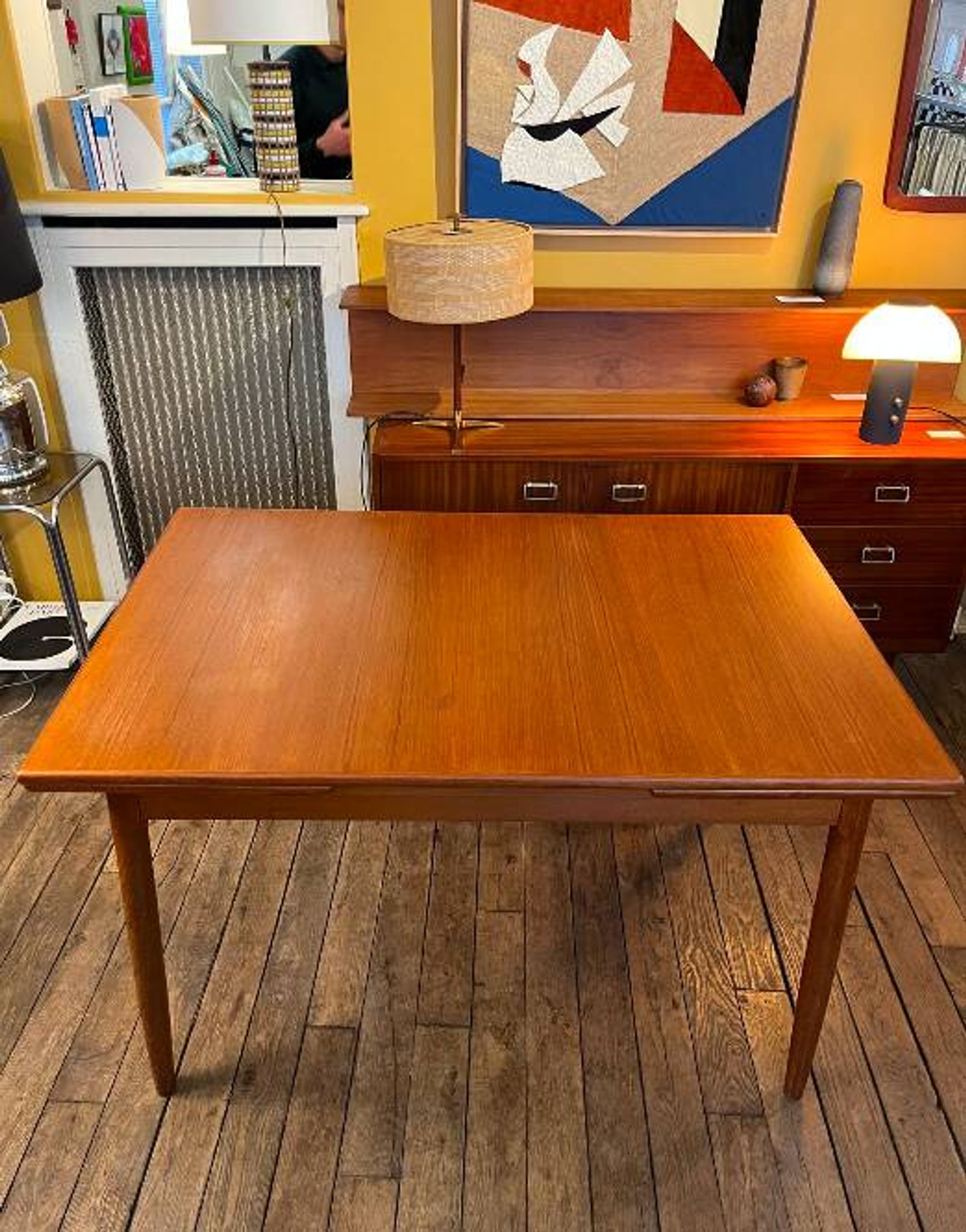 Scandinavian extendable dining table