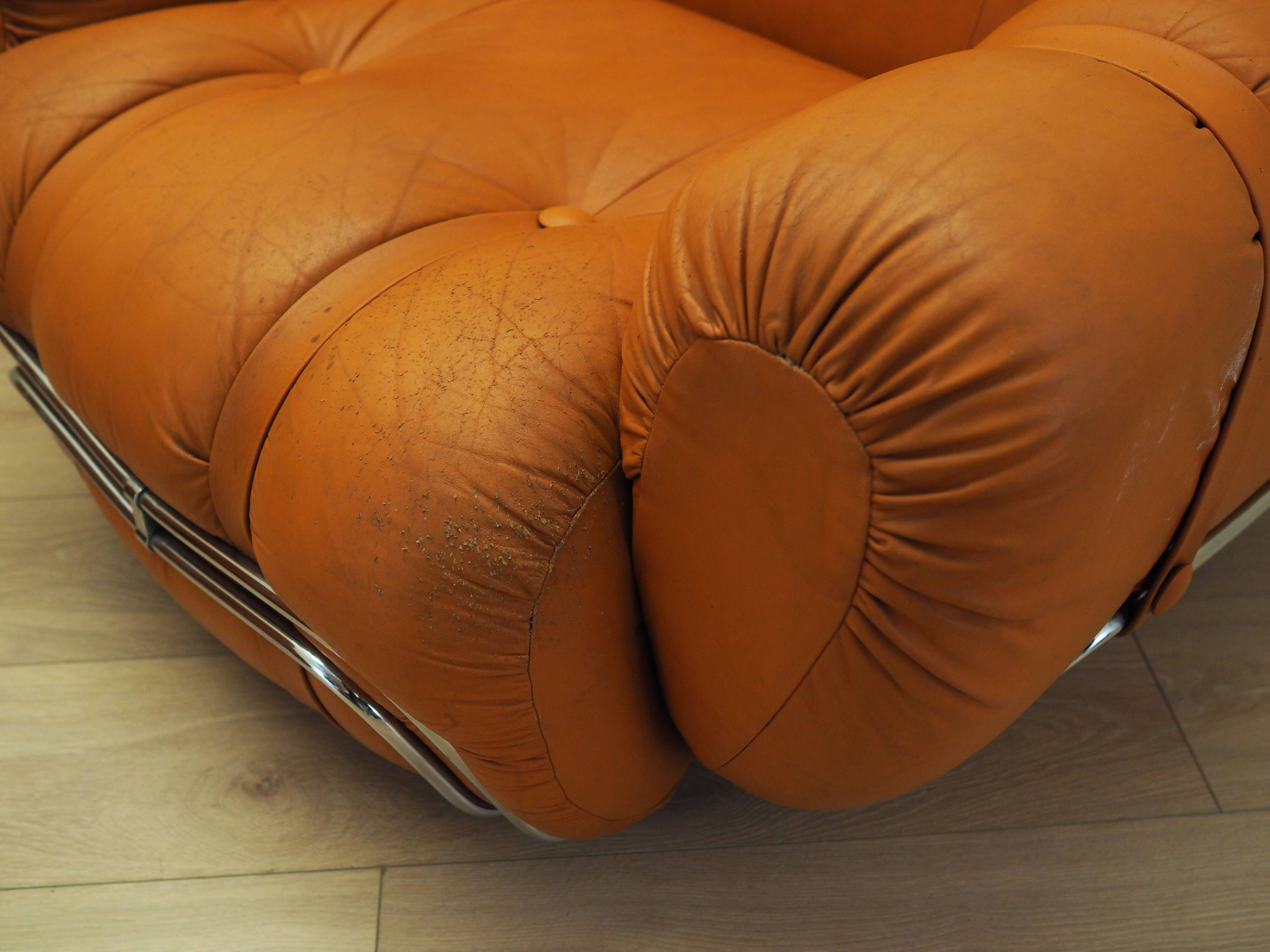 Ensemble de fauteuils orange, design Space Age, années 1960, production : Italie