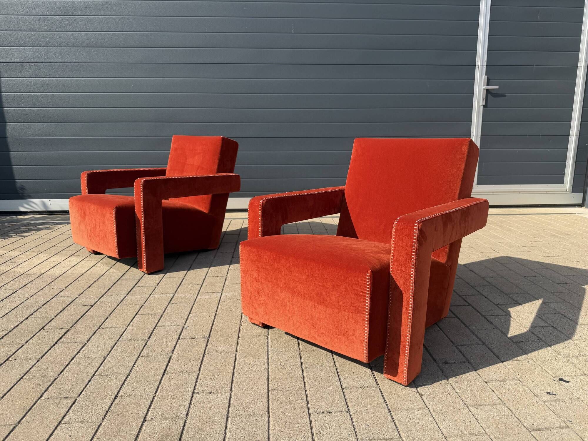 2x Cassina Utrecht chair in terracotta (rust brown) velvet in new condition!
