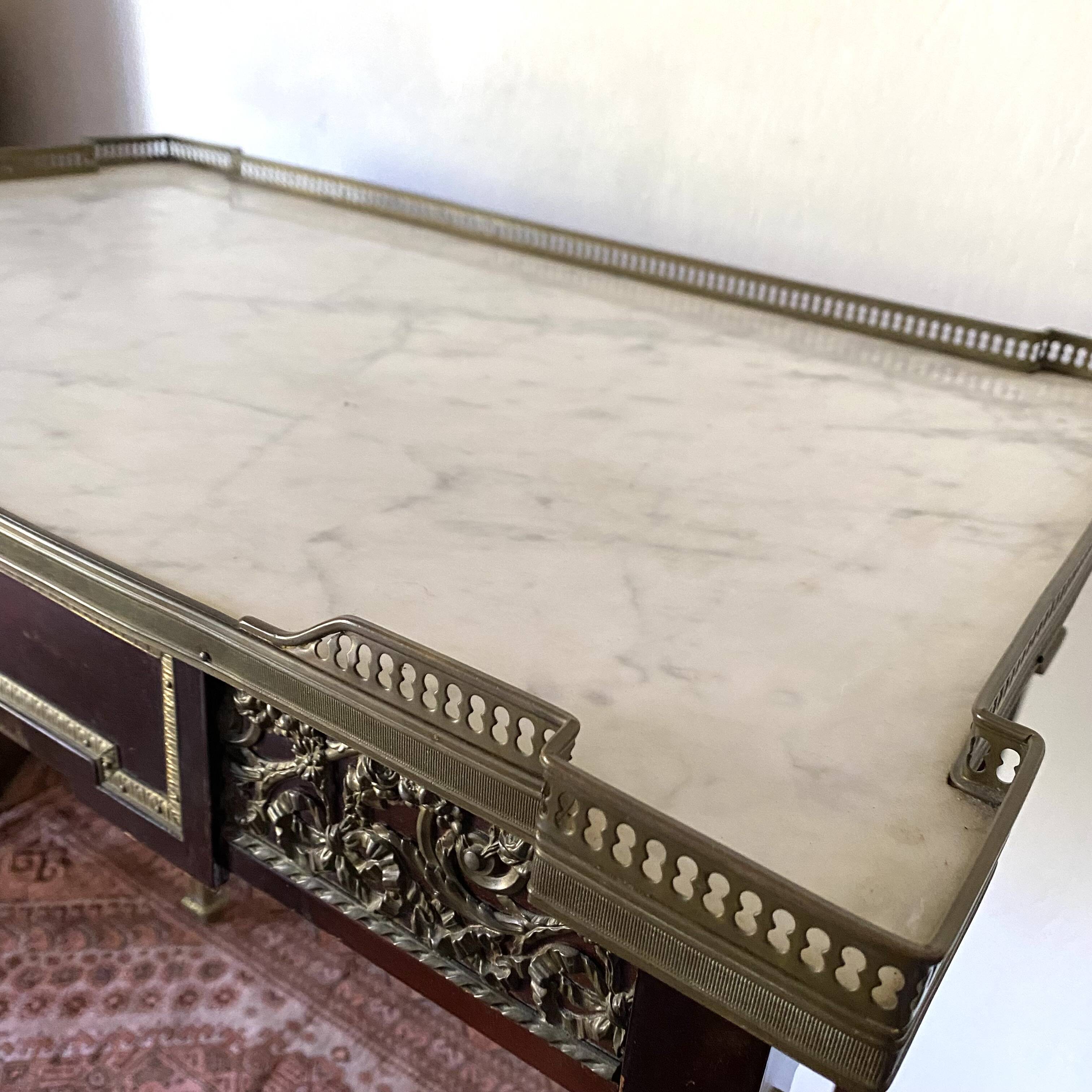 Living room table, Louis XVI style desk in wood, marble and brass