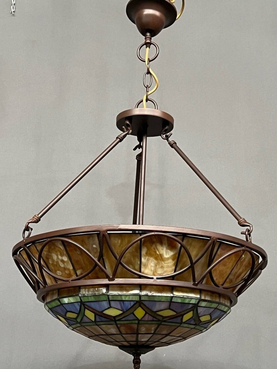 Large Tiffany lamp.