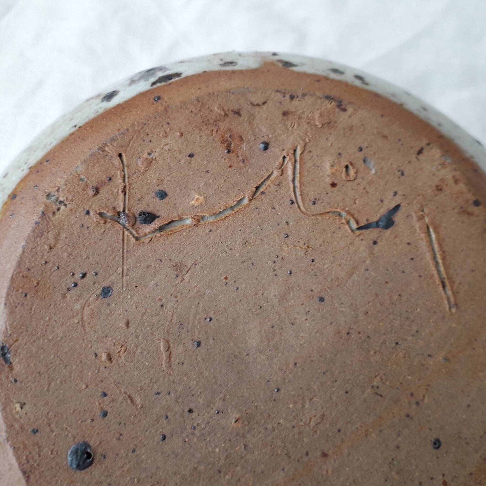 Stoneware flower vase