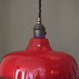 Day blind enamelled red industrial lamp