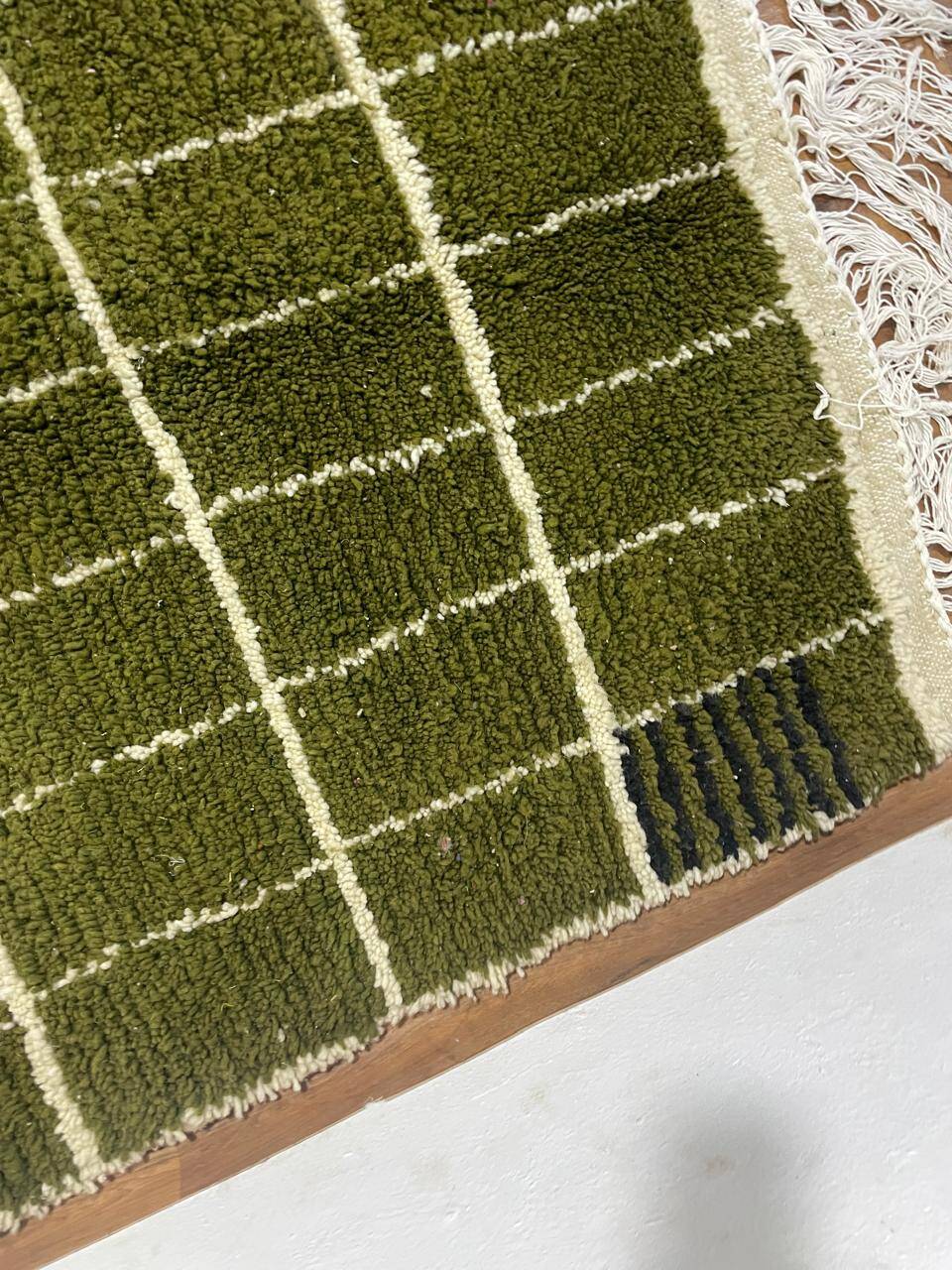 Natural handmade Berber rug 3x2 m