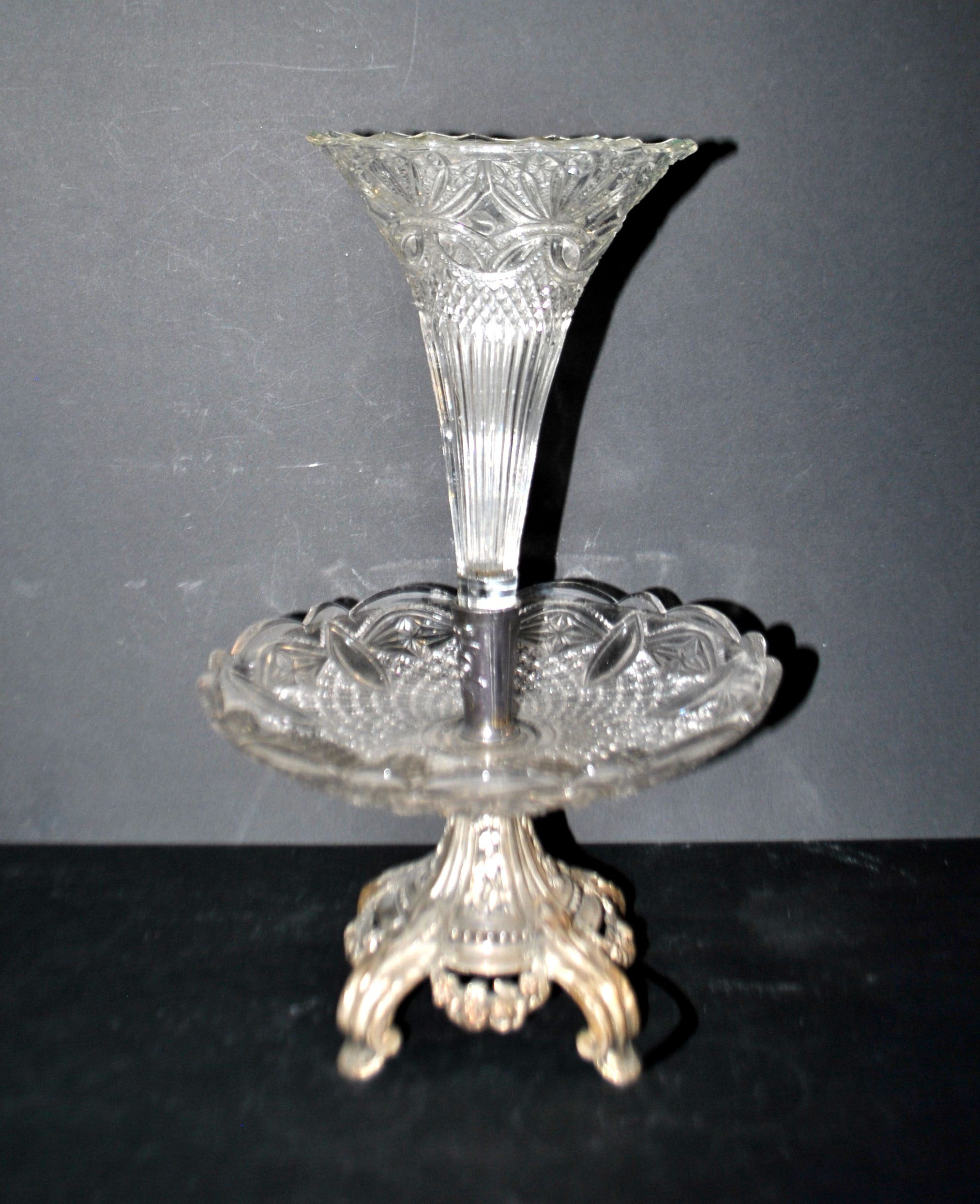 Romantic centrepiece – tulip-shaped glass vase with silver-plated metal from 1900