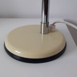 Articulated table lamp