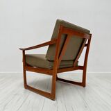 1/2 '60s vintage Danish teak armchair FD 130 by Peter Hvidt & Orla Mølgaard-Nielsen for France & Daverkosen