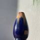 Vase belge en grès flammé bleu et beige