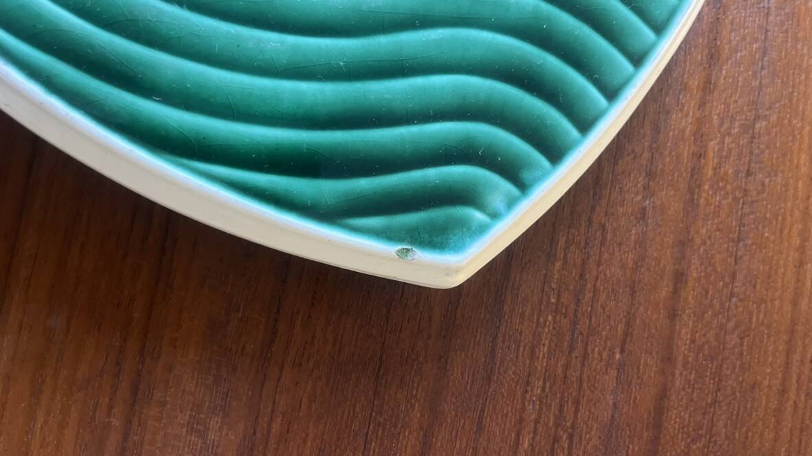 Sarreguemines ceramic table mat or centerpiece