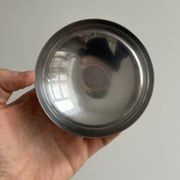 Set of 6 metal footed bowls in shiny finish.