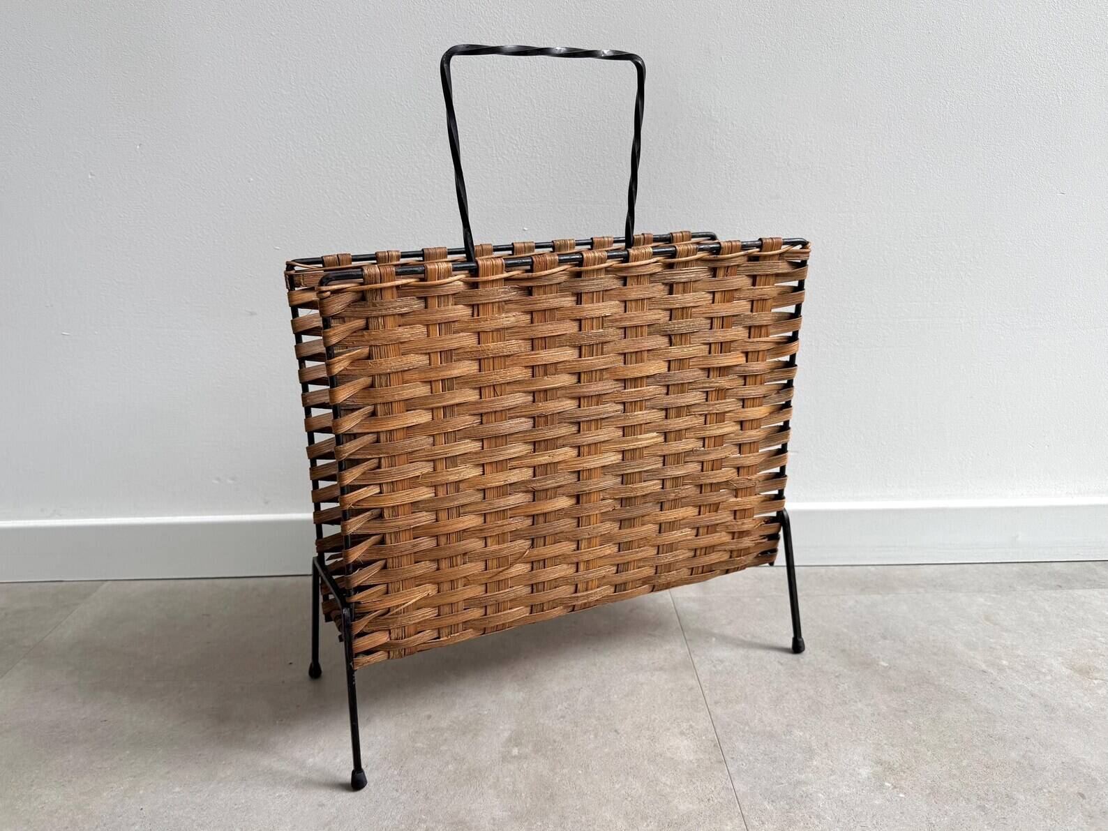 Vintage magazine stand / magazine basket