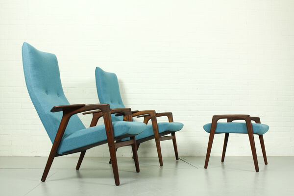 Ensemble de 2 fauteuils avec pouf assorti par Yngve Ekström pour Pastoe, années 1960