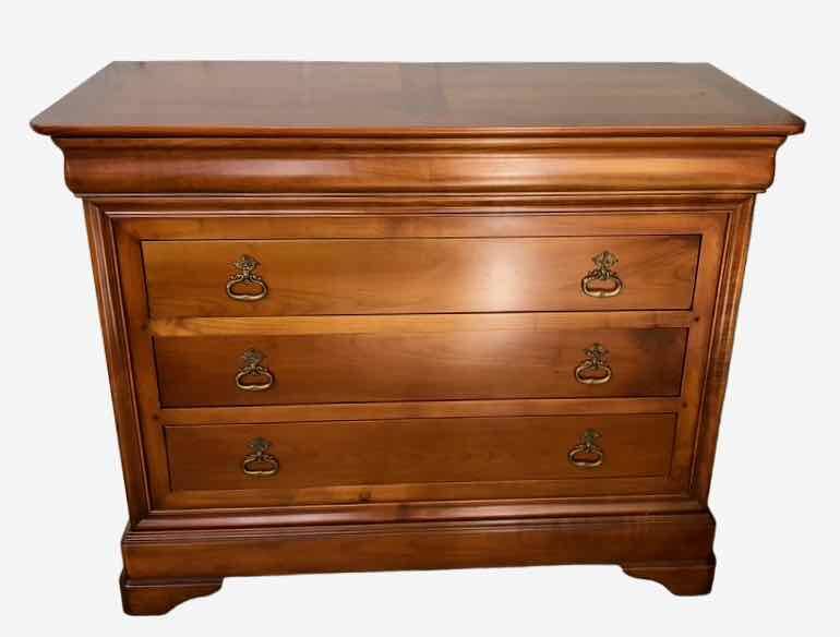 Louis Philippe 4-drawer chest of drawers in cherry wood
