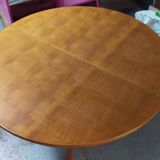 Table ronde style Louis Philippe