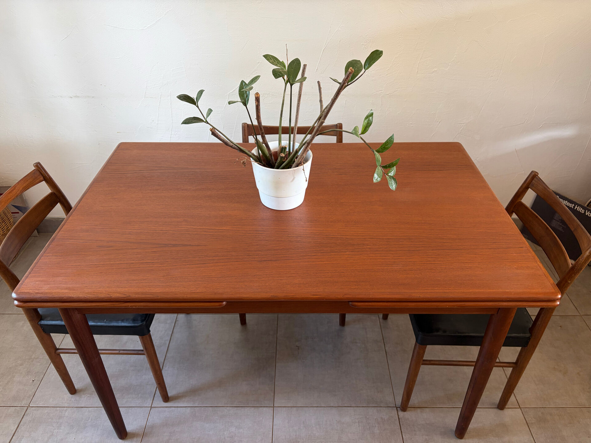 Scandinavian extendable table Andersen Johannes