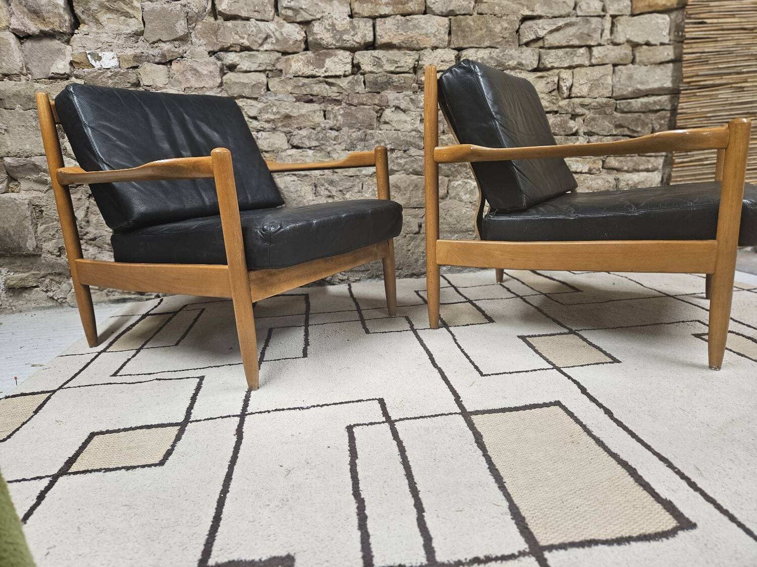 Paire de faureuil Scandinave cuir 1970"