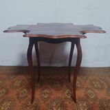 Louis XV clover table in walnut