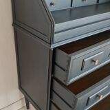 Scriban chest of drawers