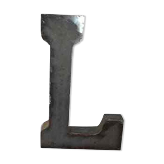 Industrial letter "L" in iron