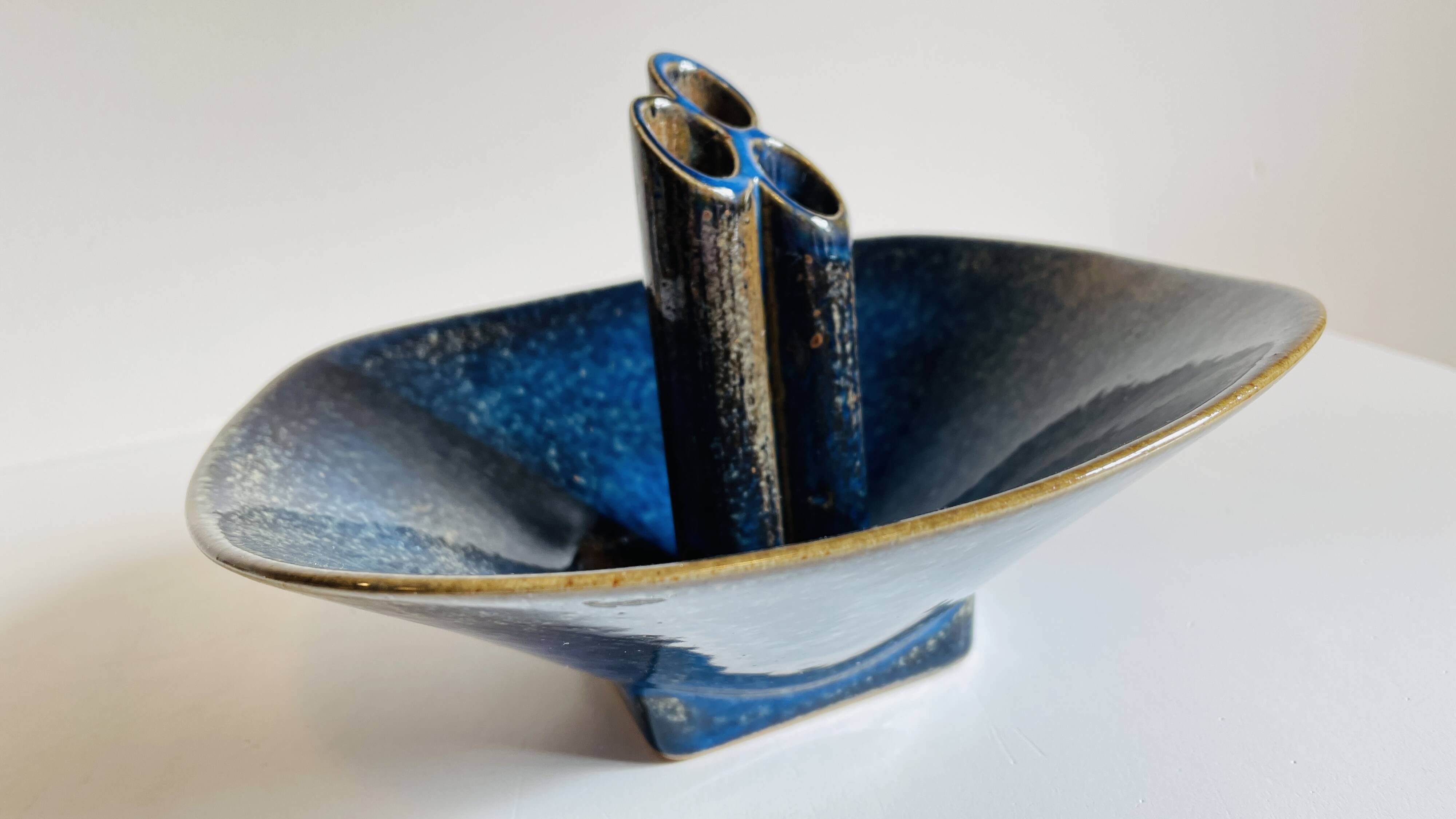 Vase céramique bleue vintage