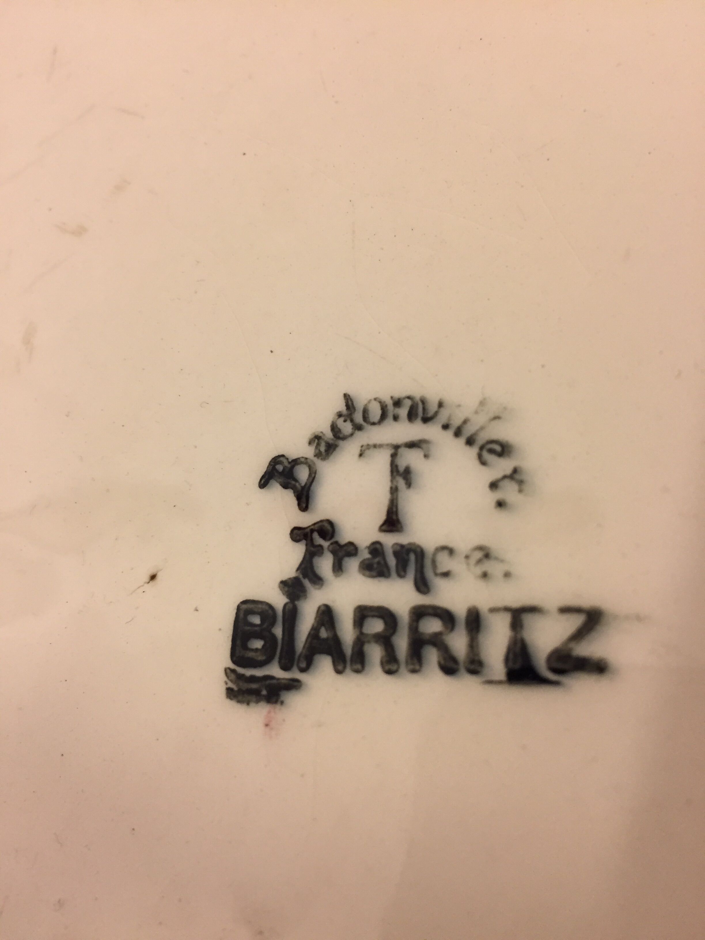 Badonviller serving dish