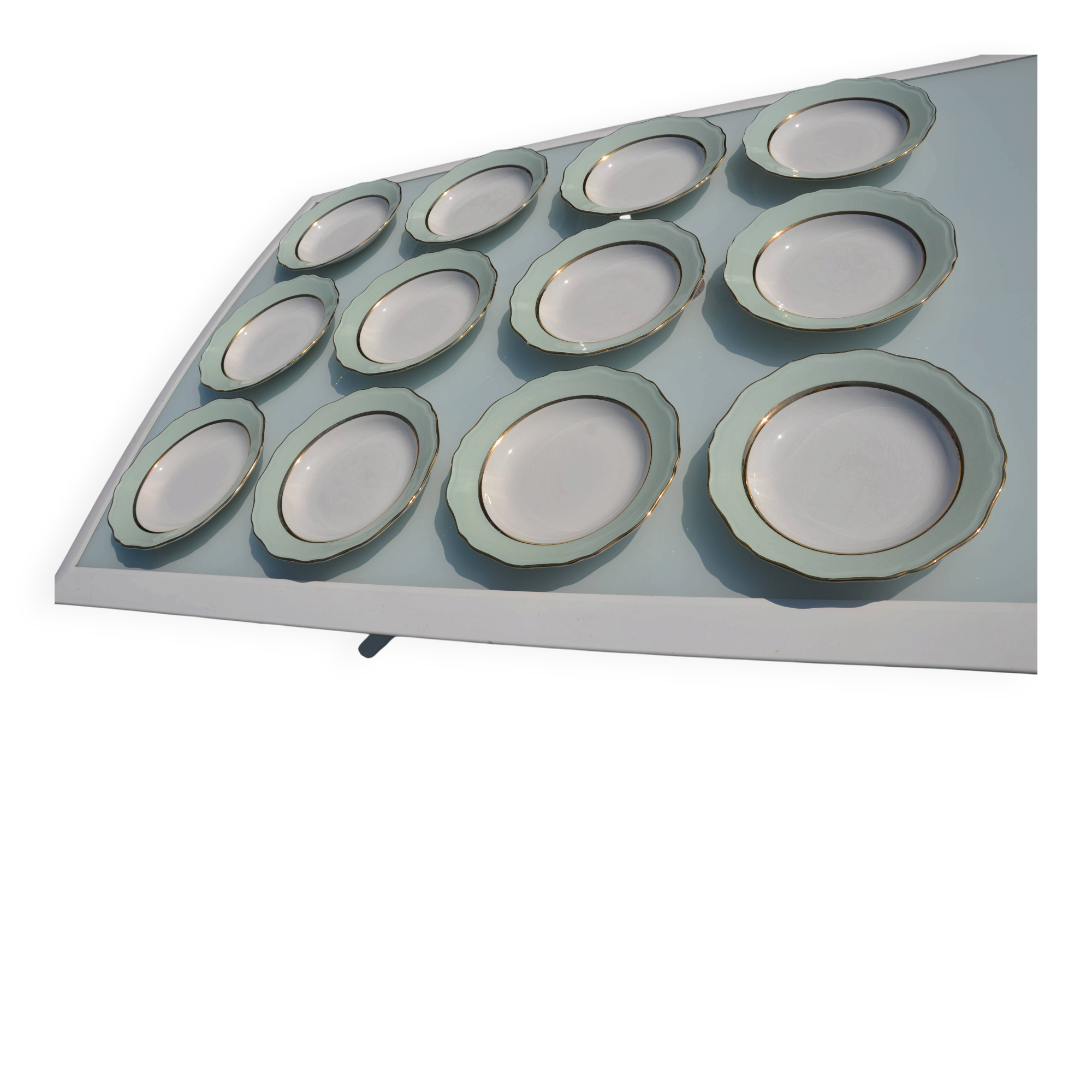 12 green deep plates "l'amandinoise"