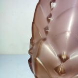 Beautiful art deco frosted glass vase dating from the 1920s-1940s in salmon color in good condition