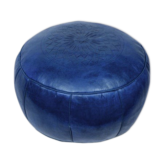 Blue pouf