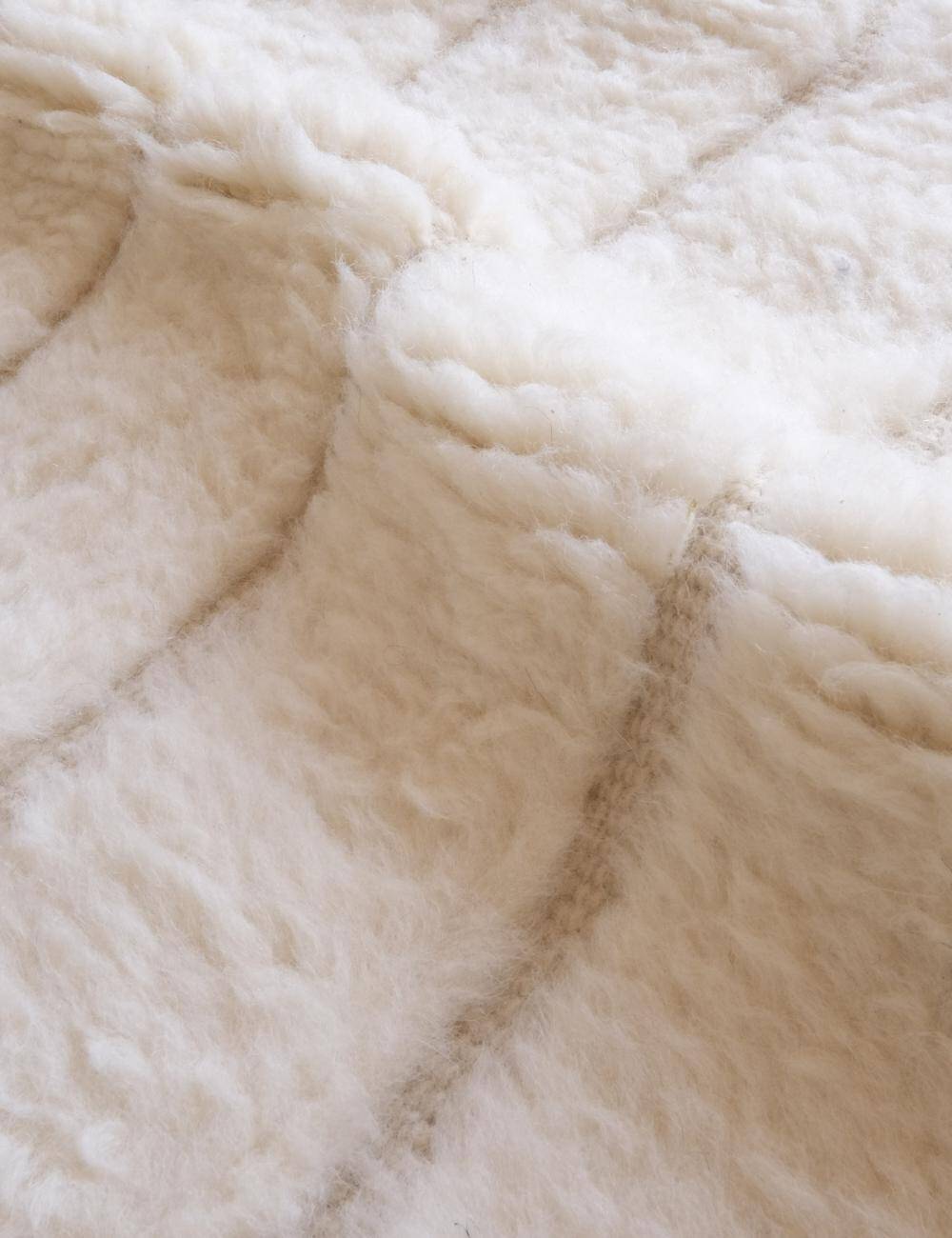 Beni Ouarain White Rug - 253 x 153 cm