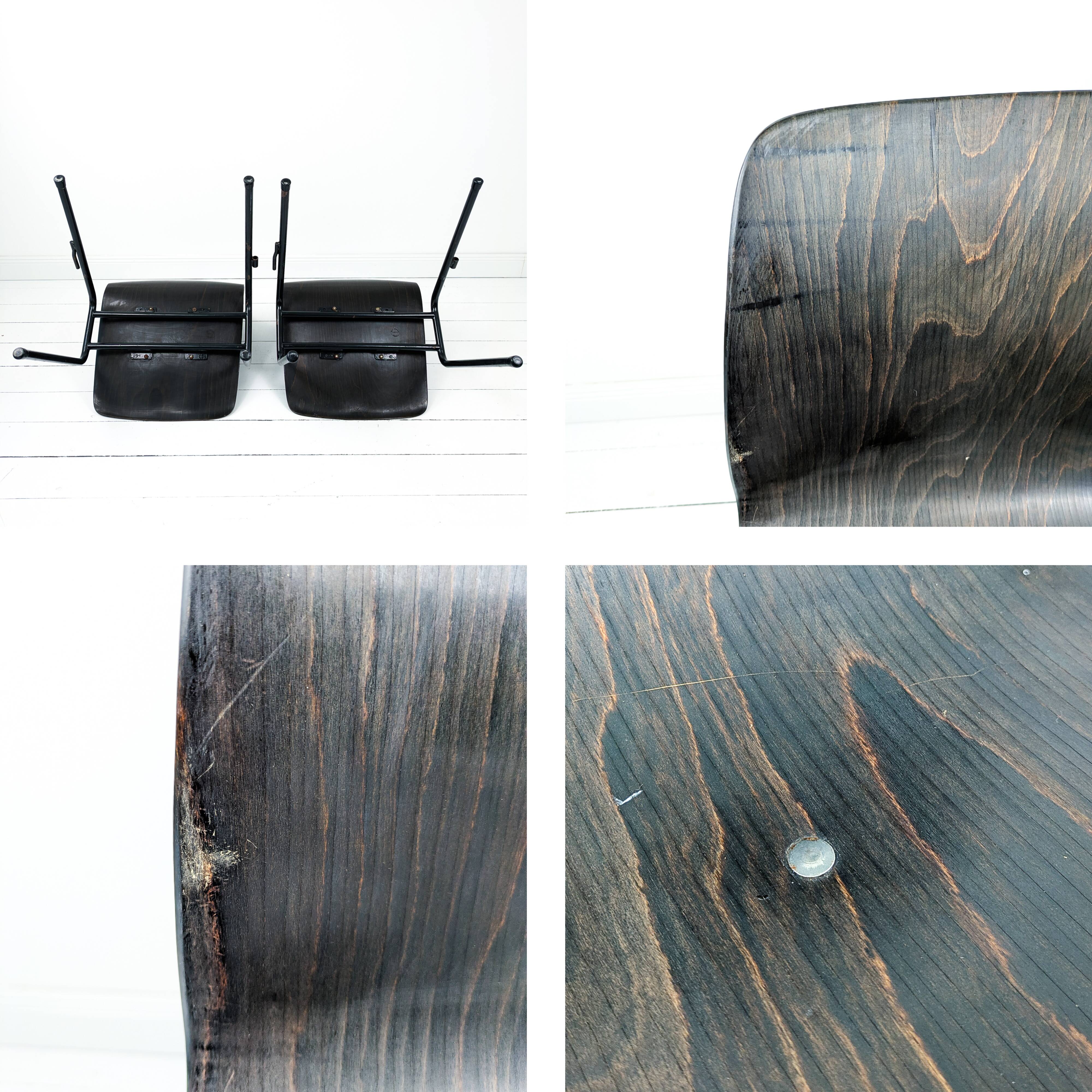 Lot de 2 chaises vintage Pagholz assise brun foncé piètement métal noir Wes