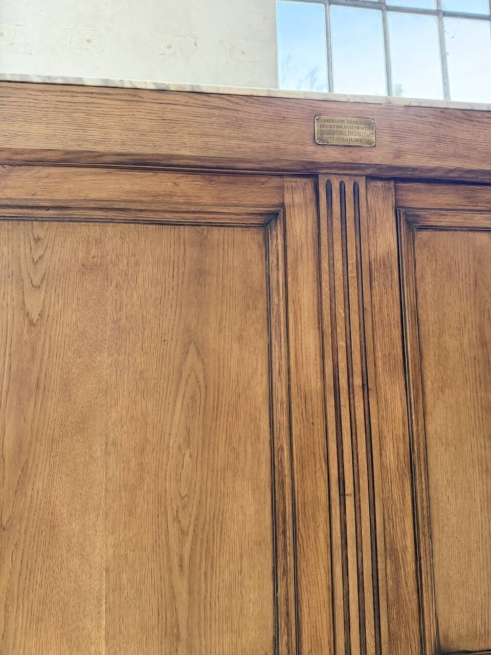 Oak and marble counter 1950