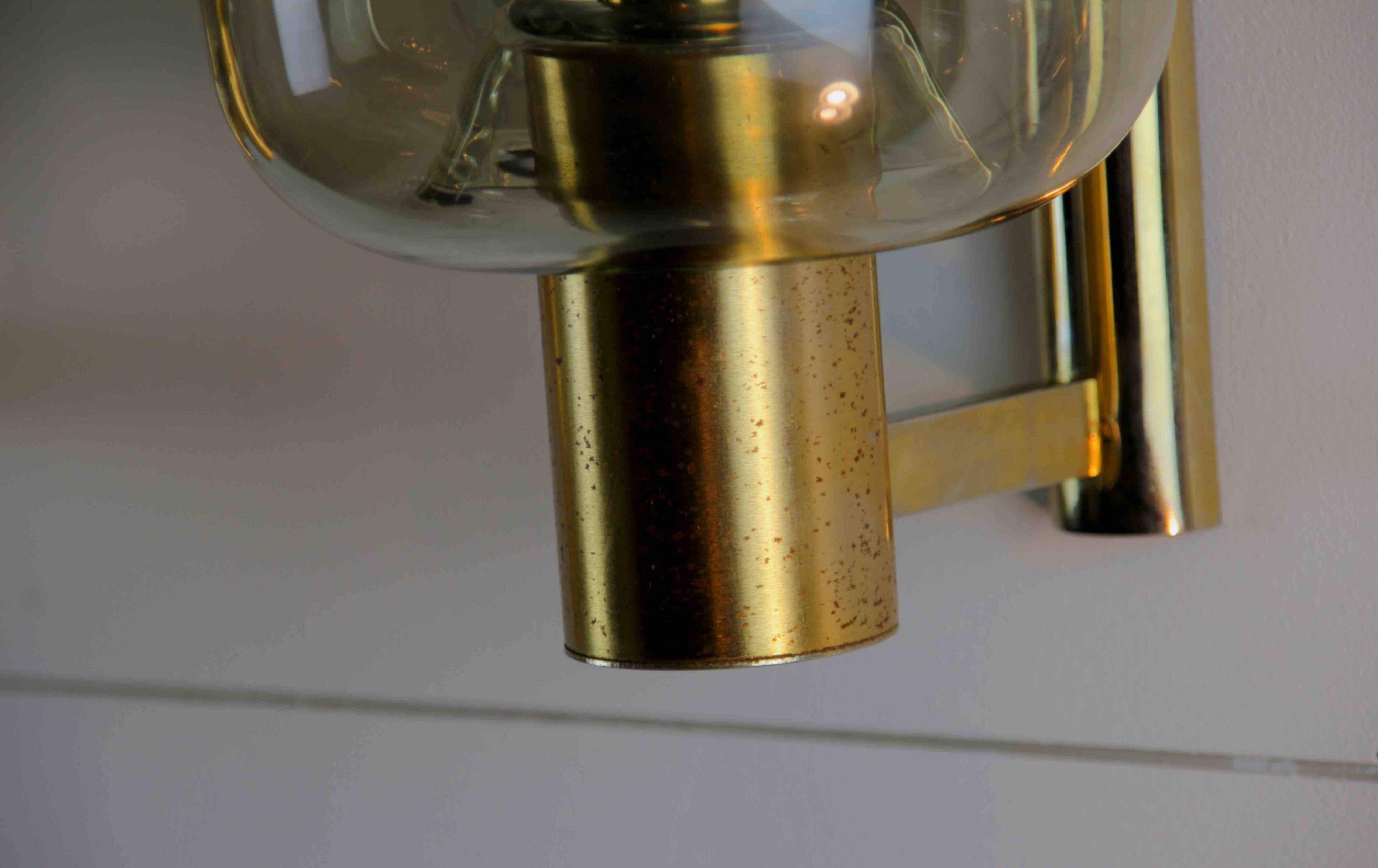 Paire Appliques Scandinaves Laiton verre fumés