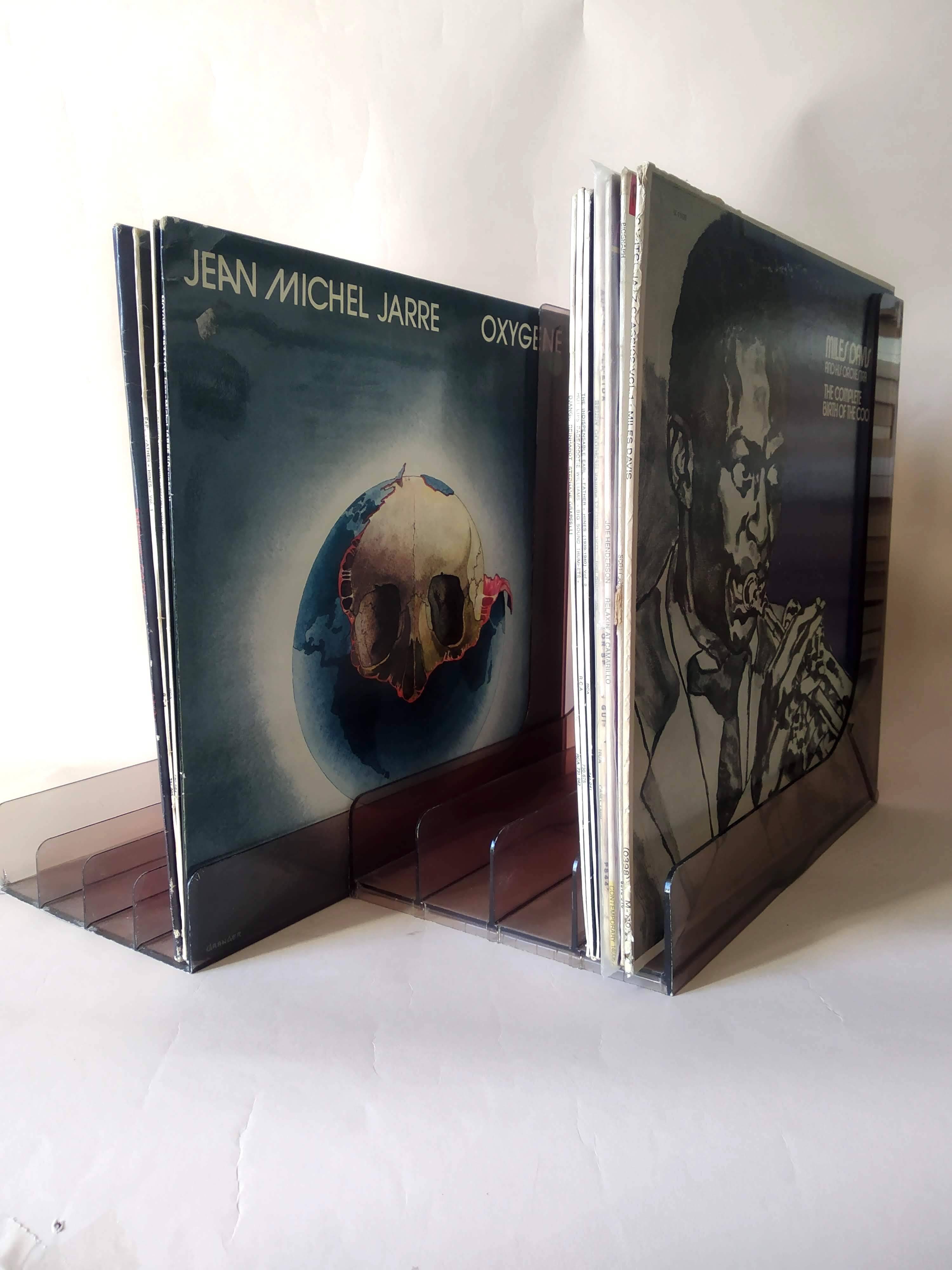 Set of 2 plexiglass vinyl record holders