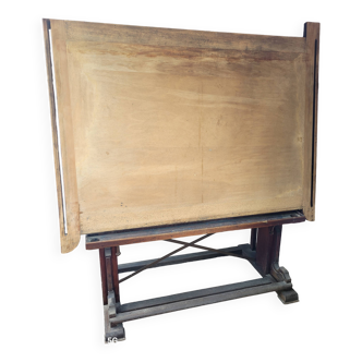 Late 19th/early 20th century drawing table in solid wood