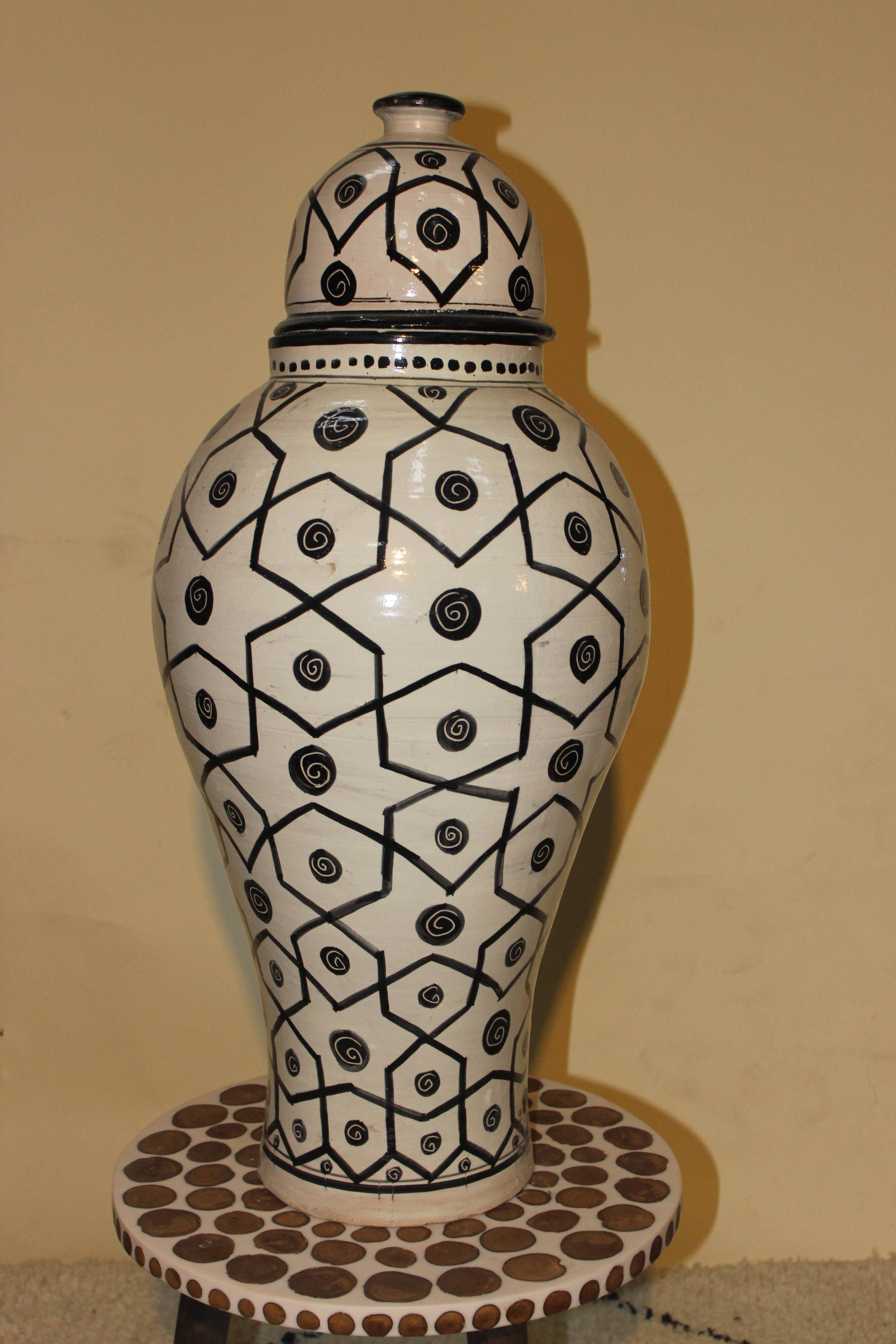 Ceramic vase
