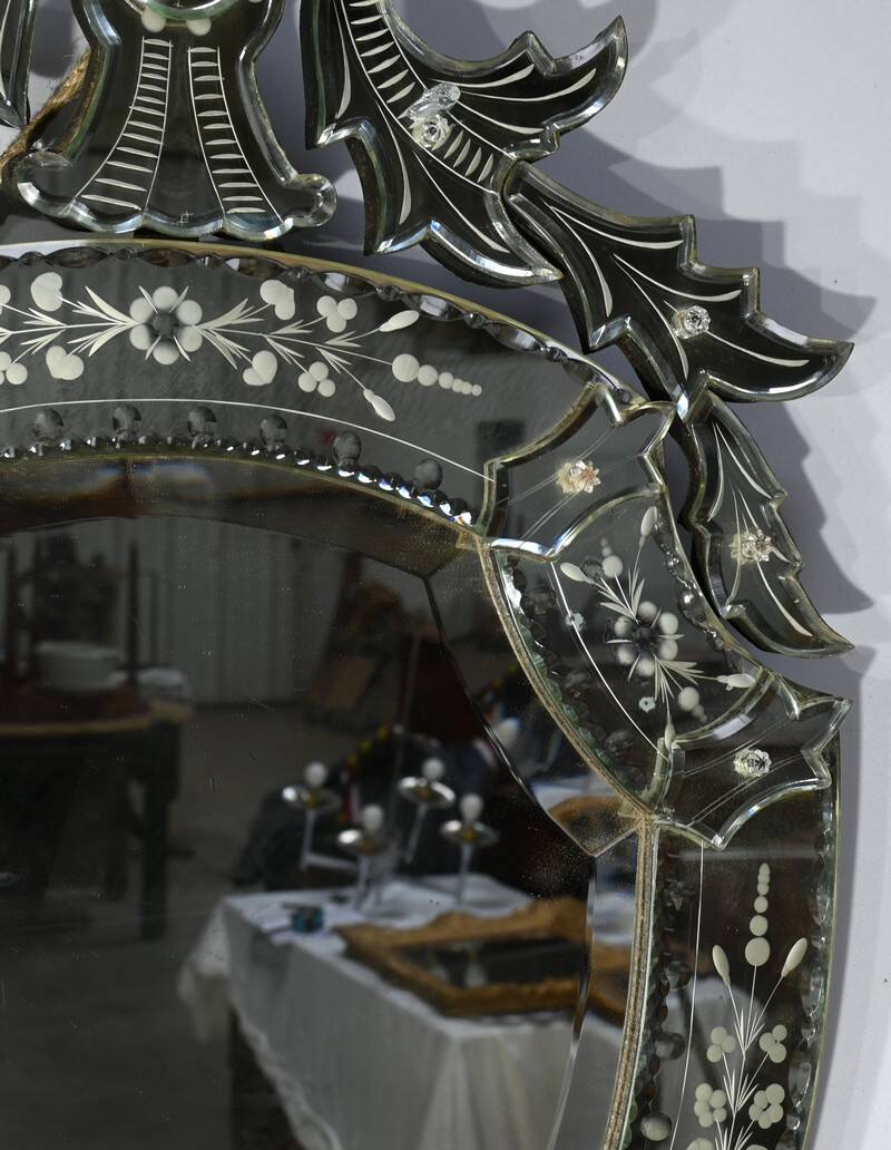 Venetian Mirror in Eglomisé Glass – 1950