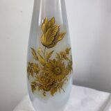 Vase en opaline
