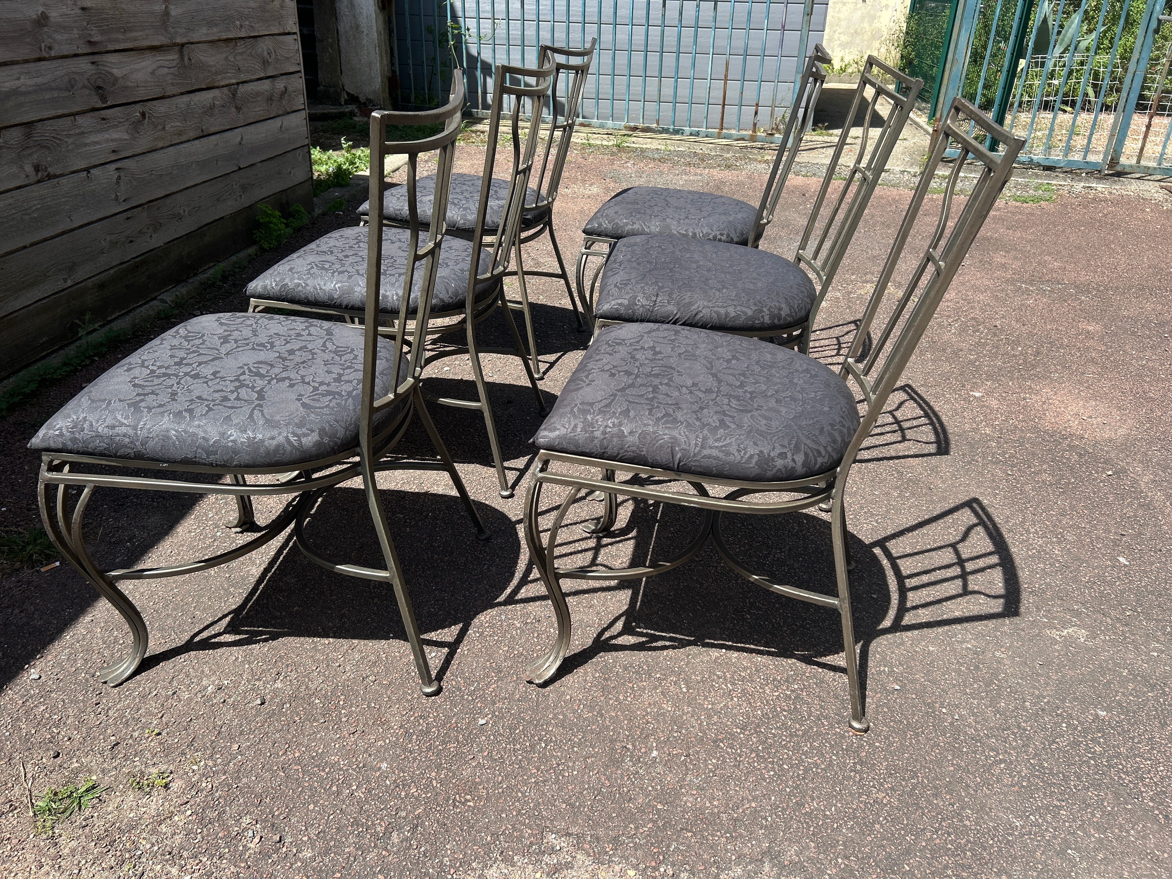 6 wrought iron chairs with fabric seats